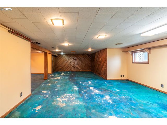 509 N COLLIER St, Coquille, OR 97423