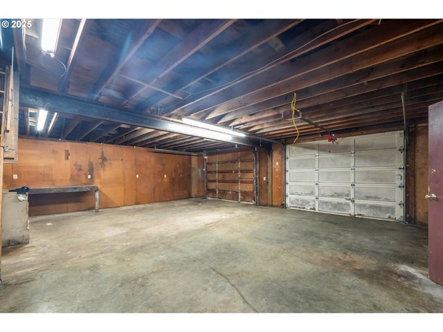 509 N COLLIER St, Coquille, OR 97423