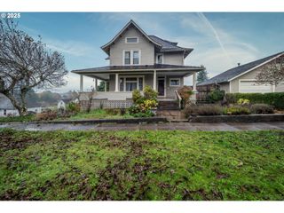 509 N COLLIER St, Coquille, OR 97423