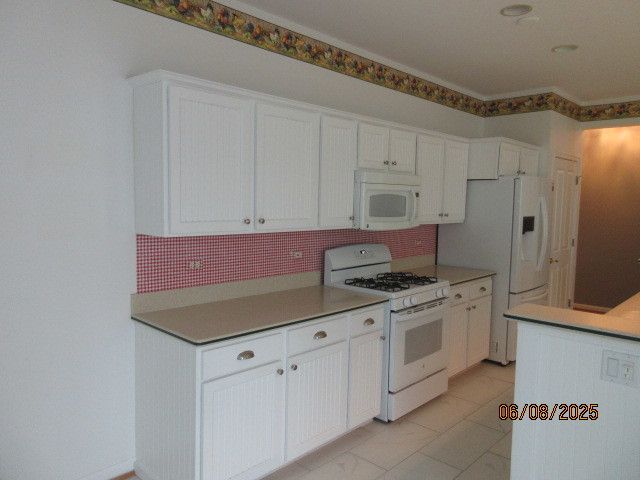 13005 Big Horn Drive, Huntley, IL 60142
