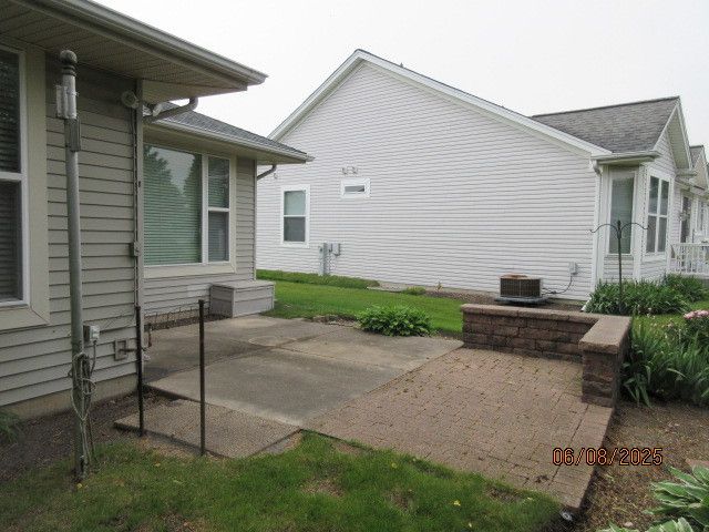 13005 Big Horn Drive, Huntley, IL 60142