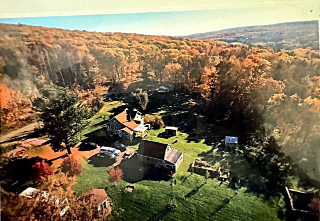S6053 South Shore Road, Baraboo, WI 53913