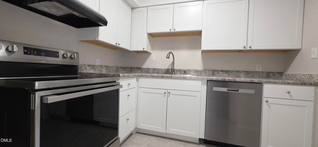 220 Elizabeth Street Apt A18, Chapel Hill, NC 27514