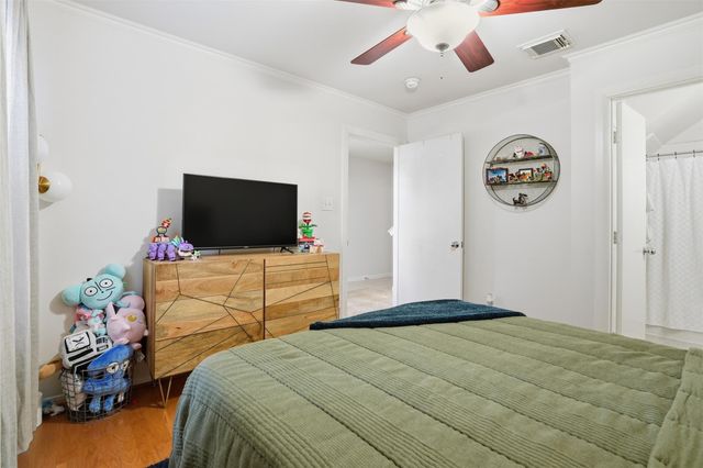 1250 W 18th Street, Houston, TX 77008