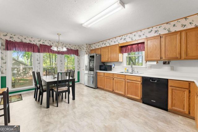 385 Deerwood Drive, Suwanee, GA 30024