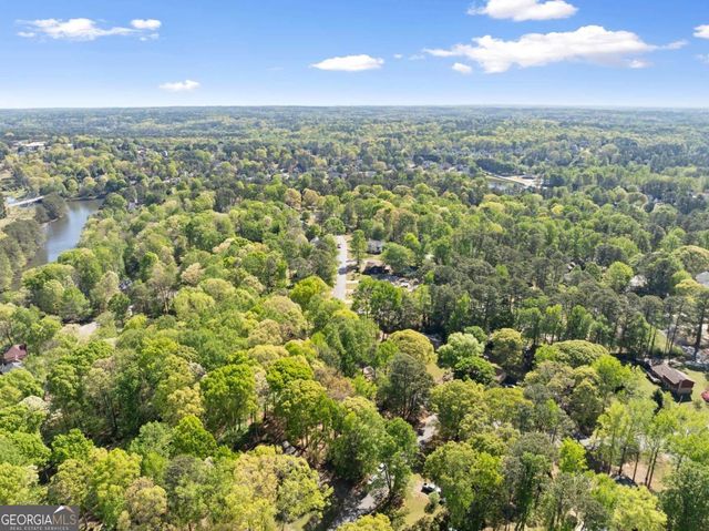 385 Deerwood Drive, Suwanee, GA 30024