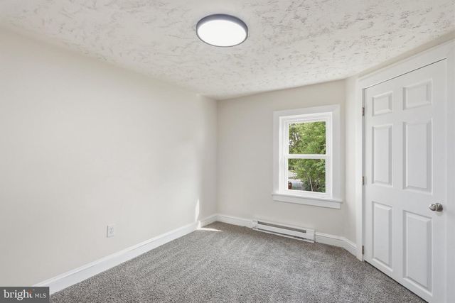 411 W MARTIN ST, Martinsburg, WV 25401