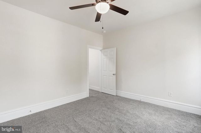 411 W MARTIN ST, Martinsburg, WV 25401