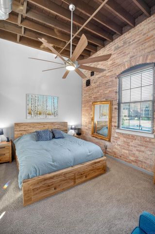 25 W Commercial St Apt 10, Waterloo, IA 50701