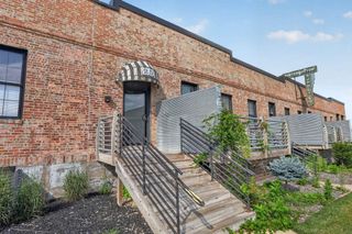 25 W Commercial St Apt 10, Waterloo, IA 50701