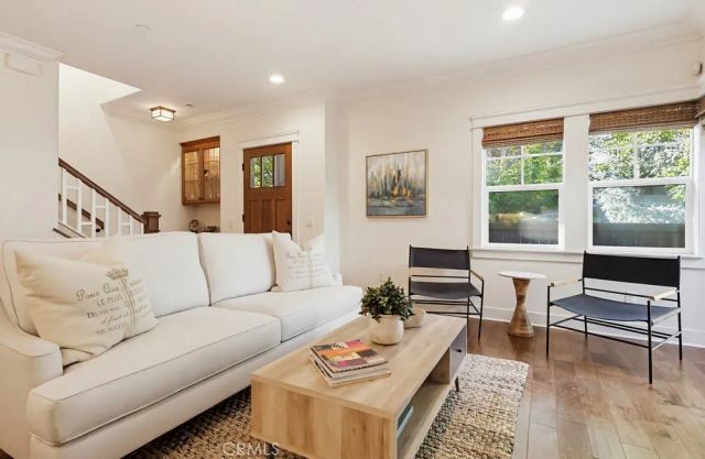 118 E Sierra Madre, Sierra Madre, CA 91024