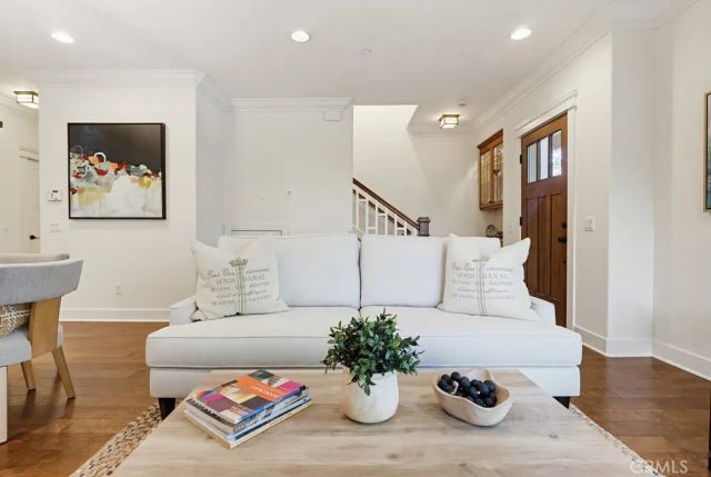 118 E Sierra Madre, Sierra Madre, CA 91024