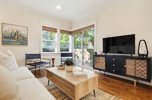 118 E Sierra Madre, Sierra Madre, CA 91024