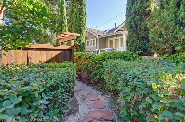 118 E Sierra Madre, Sierra Madre, CA 91024