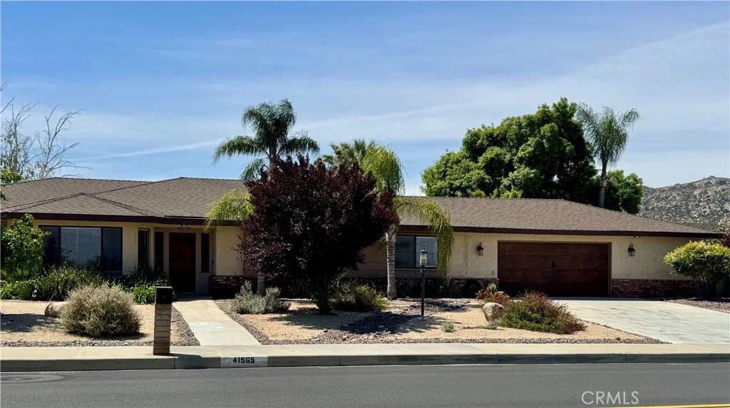 41565 Thornton, Hemet, CA 92544