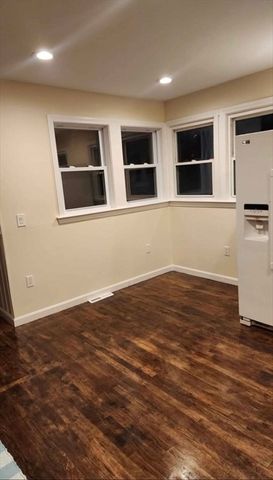 252 Hinckley Rd, Barnstable, MA 02601