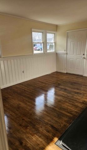 252 Hinckley Rd, Barnstable, MA 02601