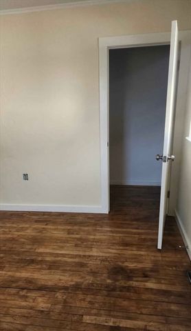 252 Hinckley Rd, Barnstable, MA 02601