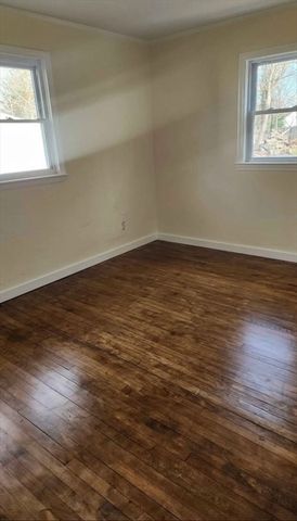 252 Hinckley Rd, Barnstable, MA 02601