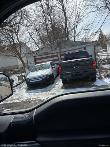 82 Earlmoor Boulevard, Pontiac, MI 48341