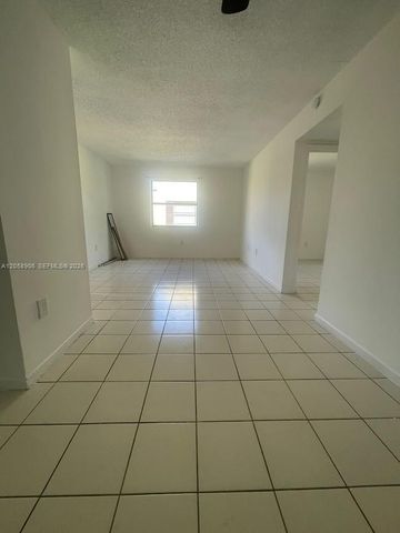 500 NW 114th Ave 201, Sweetwater, FL 33172