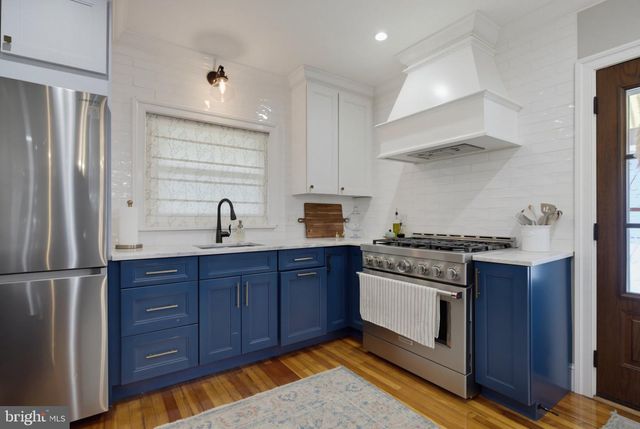 808 MANATAWNA AVE, Philadelphia, PA 19128