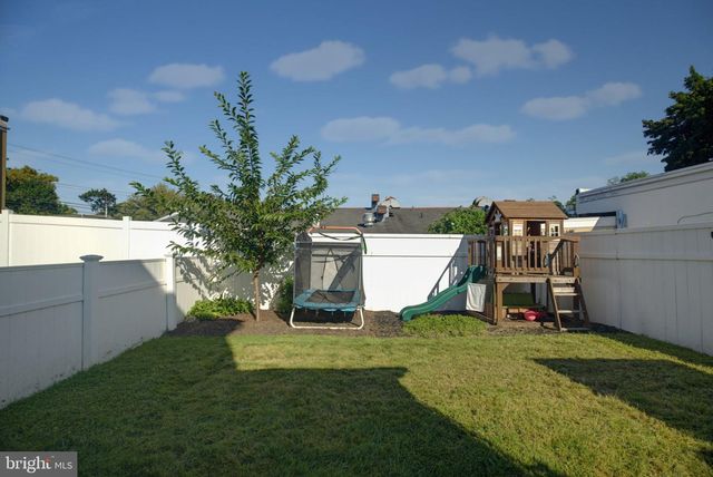 808 MANATAWNA AVE, Philadelphia, PA 19128