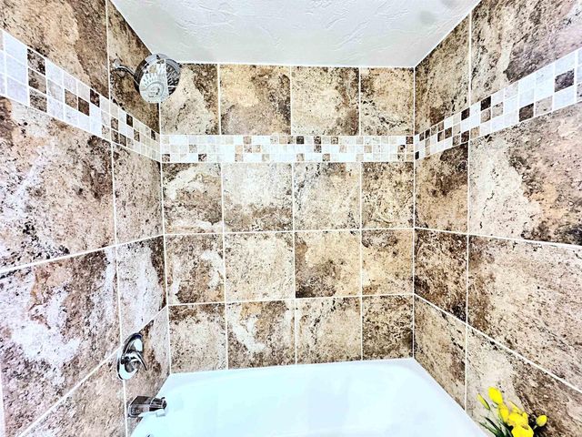 2317 N BAY STREET, Appleton, WI 54911