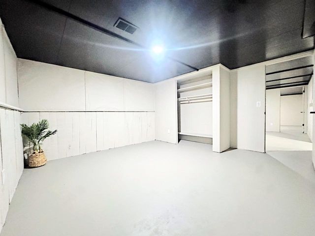 2317 N BAY STREET, Appleton, WI 54911