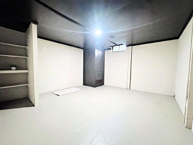 2317 N BAY STREET, Appleton, WI 54911