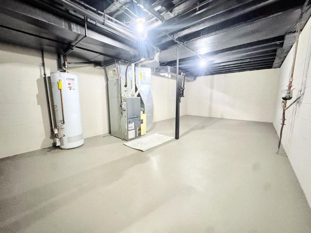 2317 N BAY STREET, Appleton, WI 54911