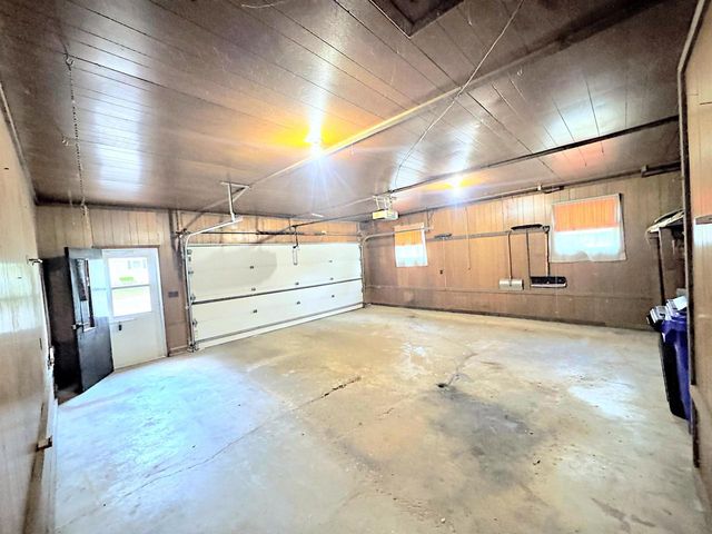 2317 N BAY STREET, Appleton, WI 54911