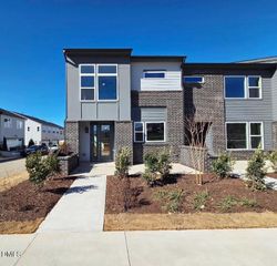 8 Quietwood Way, Pittsboro, NC 27312