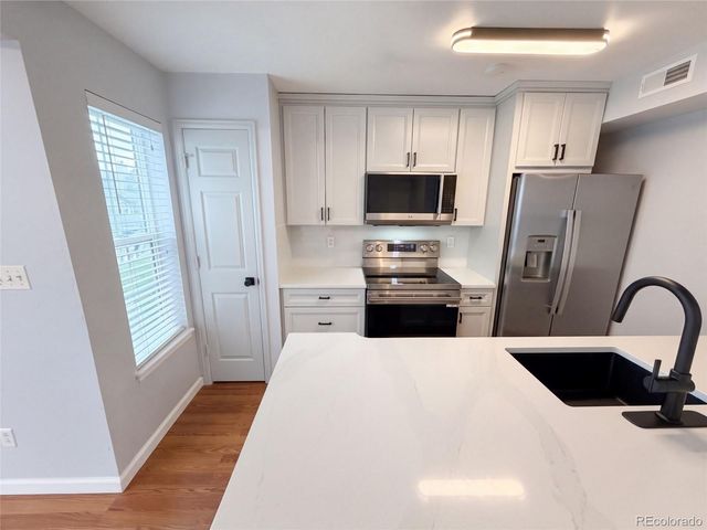 6702 S Ivy Way A7, Centennial, CO 80112