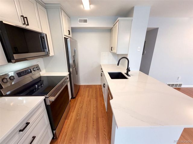 6702 S Ivy Way A7, Centennial, CO 80112