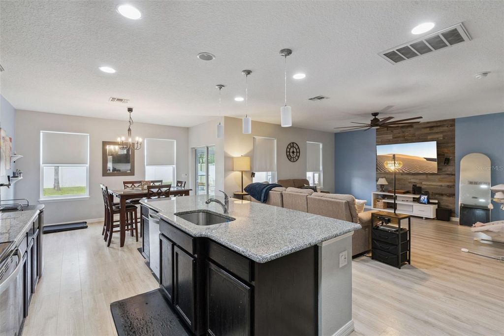 Image 12 of property listing at 2815 MONTICELLO WAY, Kissimmee, FL 34741