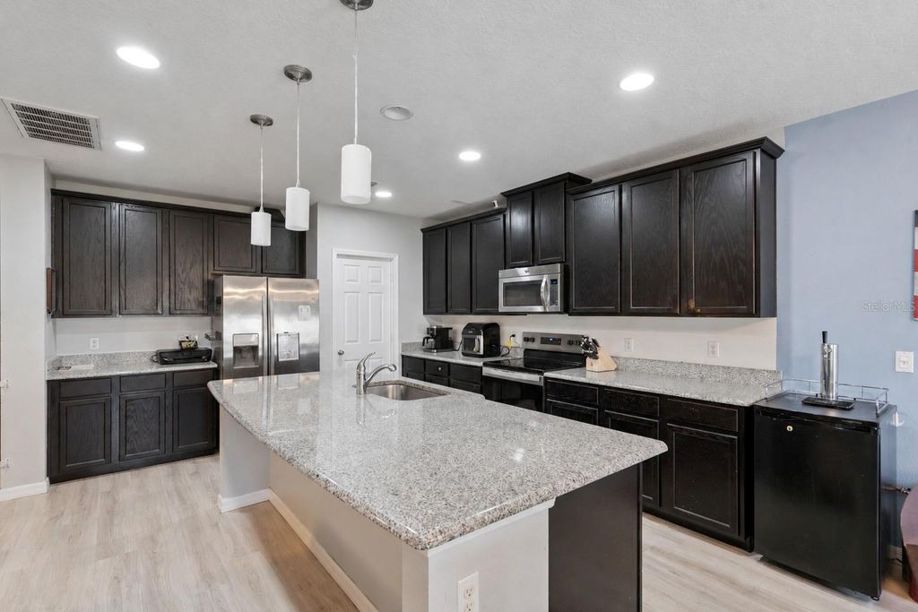 Image 13 of property listing at 2815 MONTICELLO WAY, Kissimmee, FL 34741