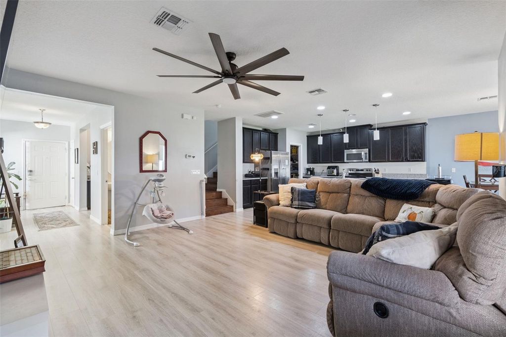 Image 17 of property listing at 2815 MONTICELLO WAY, Kissimmee, FL 34741