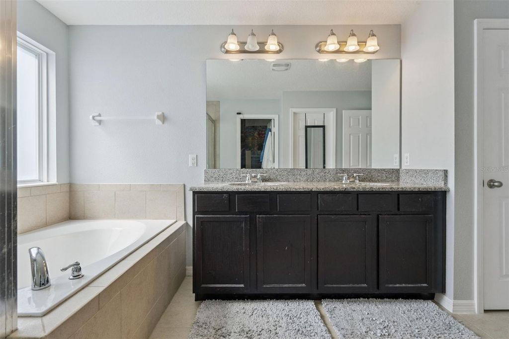 Image 21 of property listing at 2815 MONTICELLO WAY, Kissimmee, FL 34741