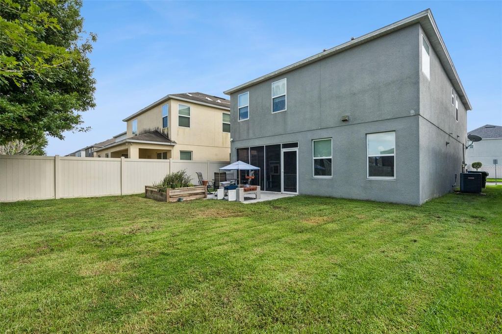 Image 10 of property listing at 2815 MONTICELLO WAY, Kissimmee, FL 34741