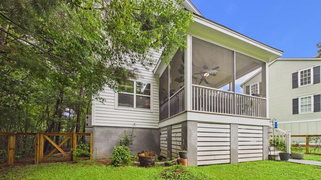 1936 Chestnut Oak Lane, Charleston, SC 29414