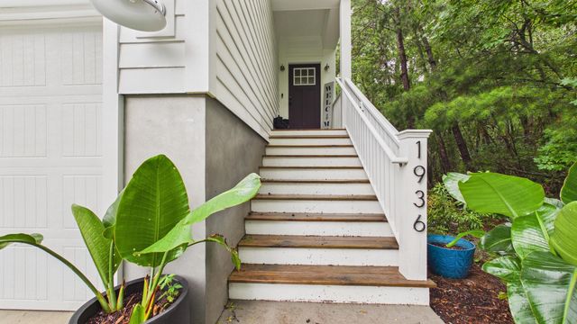 1936 Chestnut Oak Lane, Charleston, SC 29414