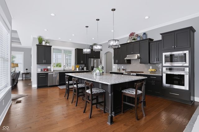 1674 Avondale Drive, Westfield, IN 46074