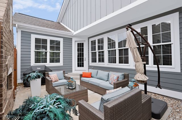 1674 Avondale Drive, Westfield, IN 46074