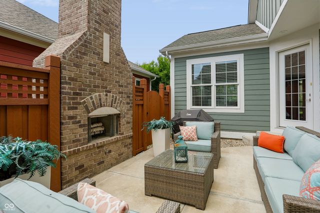 1674 Avondale Drive, Westfield, IN 46074