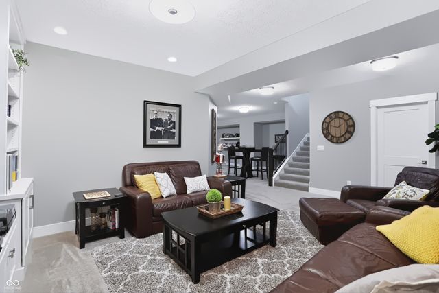 1674 Avondale Drive, Westfield, IN 46074