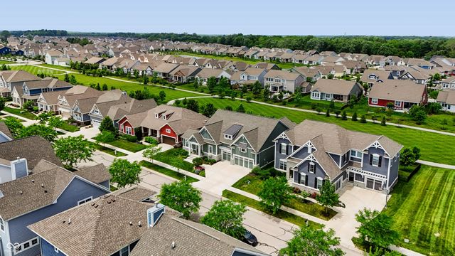 1674 Avondale Drive, Westfield, IN 46074
