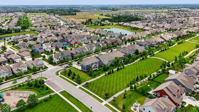 1674 Avondale Drive, Westfield, IN 46074