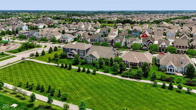 1674 Avondale Drive, Westfield, IN 46074