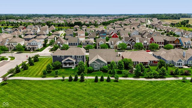 1674 Avondale Drive, Westfield, IN 46074